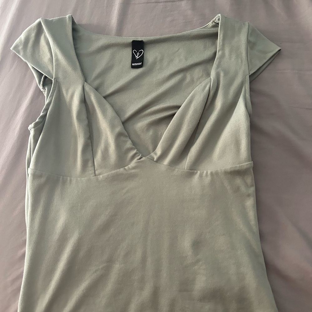 Windsor green top